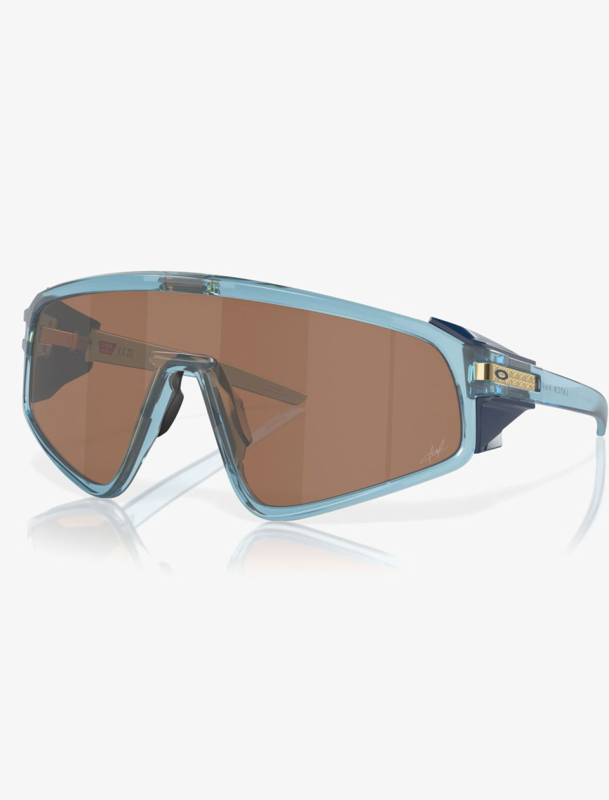 OAKLEY Kylian Mbappé Signature Series Latch? Panel Unisex Transparent Stonewash Güneş Gözlüğü OAKLEY Kylian Mbappé Signature Series Latch? Panel Unisex Transparent Stonewash Güneş Gözlüğü