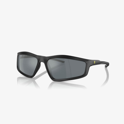 Scurderia Ferrari Fz67U Erkek Siyah Güneş Gözlüğü Scurderia Ferrari Fz67U Erkek Siyah Güneş Gözlüğü