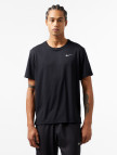 Nike Dri-Fit Miler Erkek Siyah T-Shirt Nike Dri-Fit Miler Erkek Siyah T-Shirt