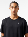 Nike Dri-Fit Miler Erkek Siyah T-Shirt Nike Dri-Fit Miler Erkek Siyah T-Shirt