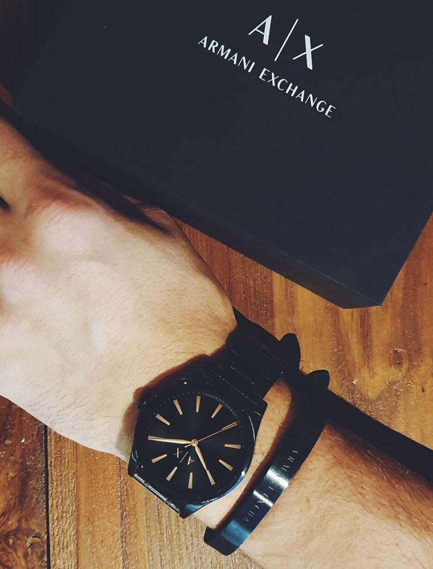 Armani Exchange AX7102 Erkek Set Kol Saati ve Bileklik Armani Exchange AX7102 Erkek Set Kol Saati ve Bileklik