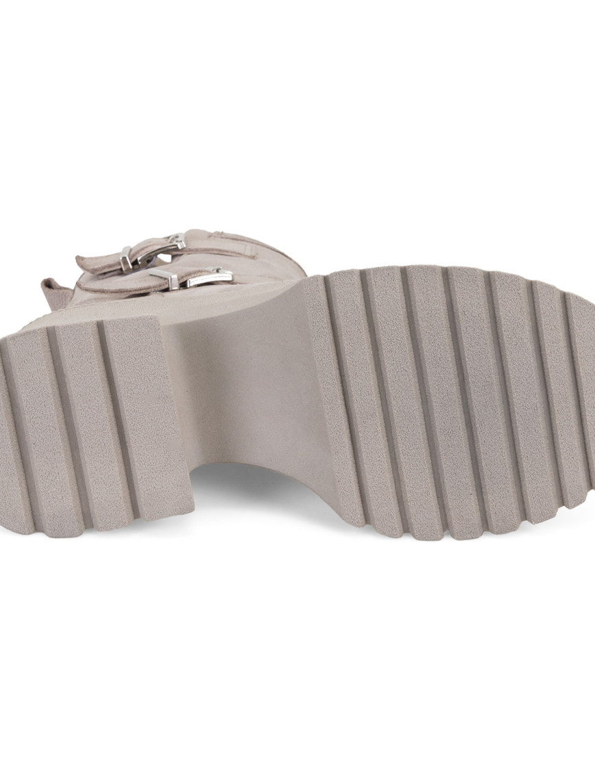 Kadın Bej Kemer Aksesuarlı Topuklu Deri Bot Kadın Bej Kemer Aksesuarlı Topuklu Deri Bot