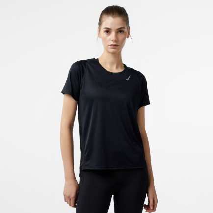 Nike Dri-Fit Race Kadın Siyah T-Shirt Nike Dri-Fit Race Kadın Siyah T-Shirt