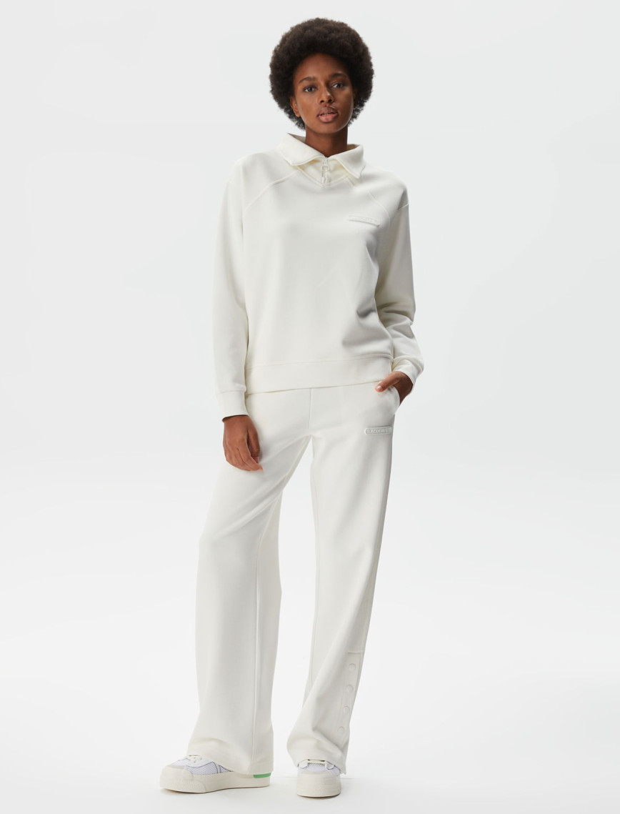 Lacoste Kadın Regular Fit Fermuarlı Dik Yaka Beyaz Sweatshirt Lacoste Kadın Regular Fit Fermuarlı Dik Yaka Beyaz Sweatshirt