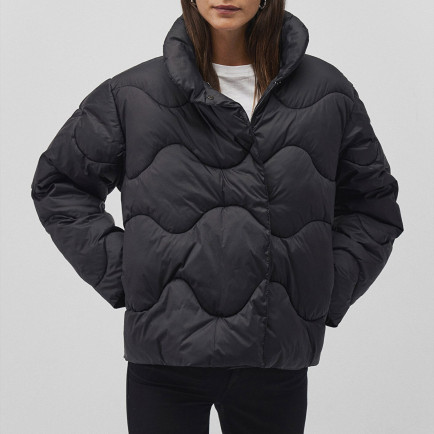 Mavi Dik Yaka Siyah Şişme Mont 1110440-900