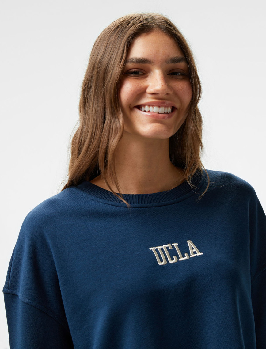 Ucla Olvera Nakışlı Kadın Lacivert Bisiklet Yaka Sweatshirt Ucla Olvera Nakışlı Kadın Lacivert Bisiklet Yaka Sweatshirt