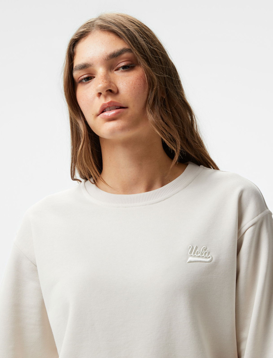 Ucla Sunniva Nakışlı Kadın Krem Bisiklet Yaka Sweatshirt Ucla Sunniva Nakışlı Kadın Krem Bisiklet Yaka Sweatshirt