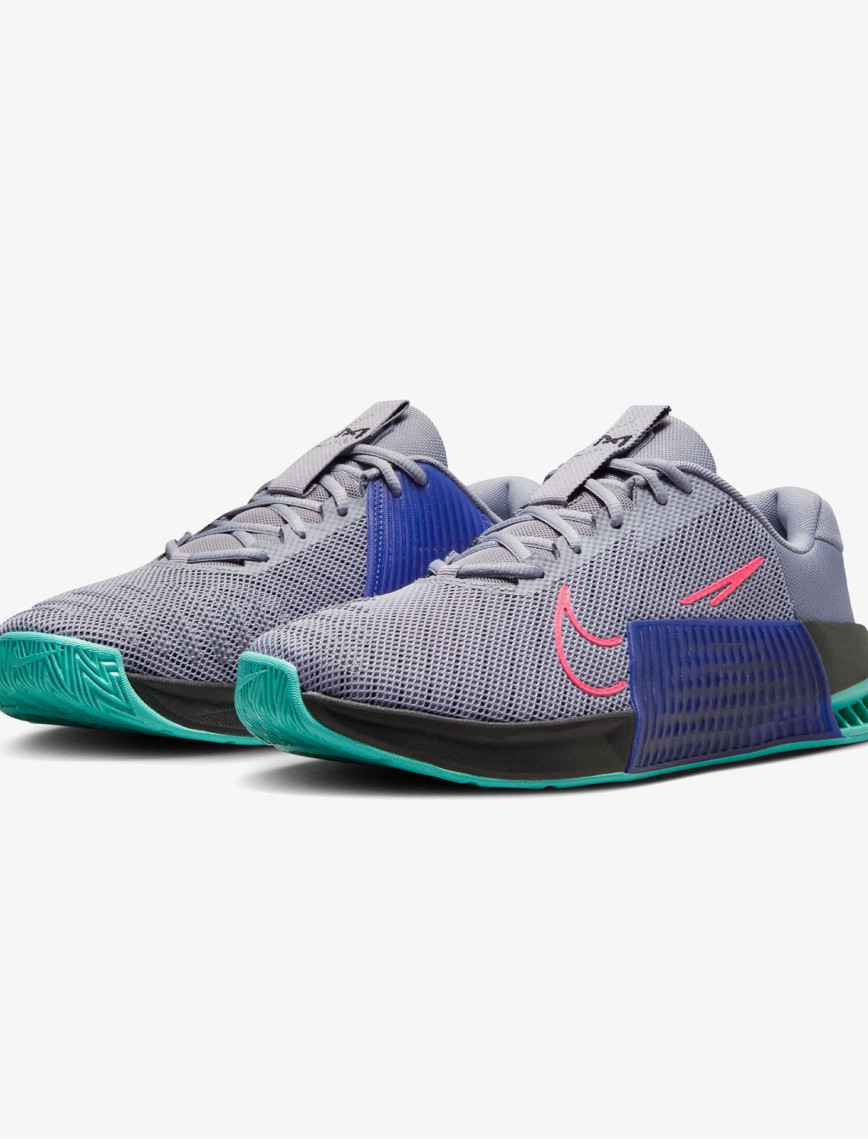 Nike Metcon 9 Erkek Gri Spor Ayakkabı Nike Metcon 9 Erkek Gri Spor Ayakkabı