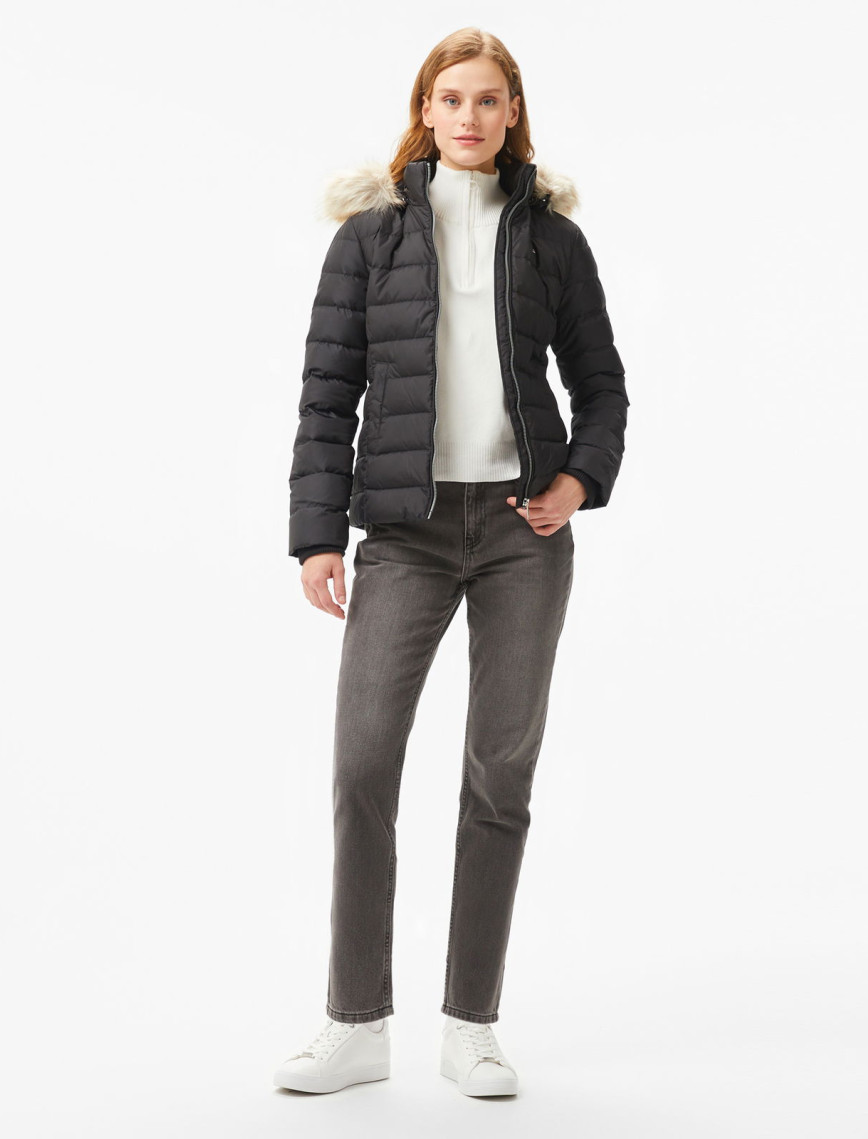 Tommy Hilfiger Jeans Basic Hooded Down Kadın Siyah Mont Tommy Hilfiger Jeans Basic Hooded Down Kadın Siyah Mont
