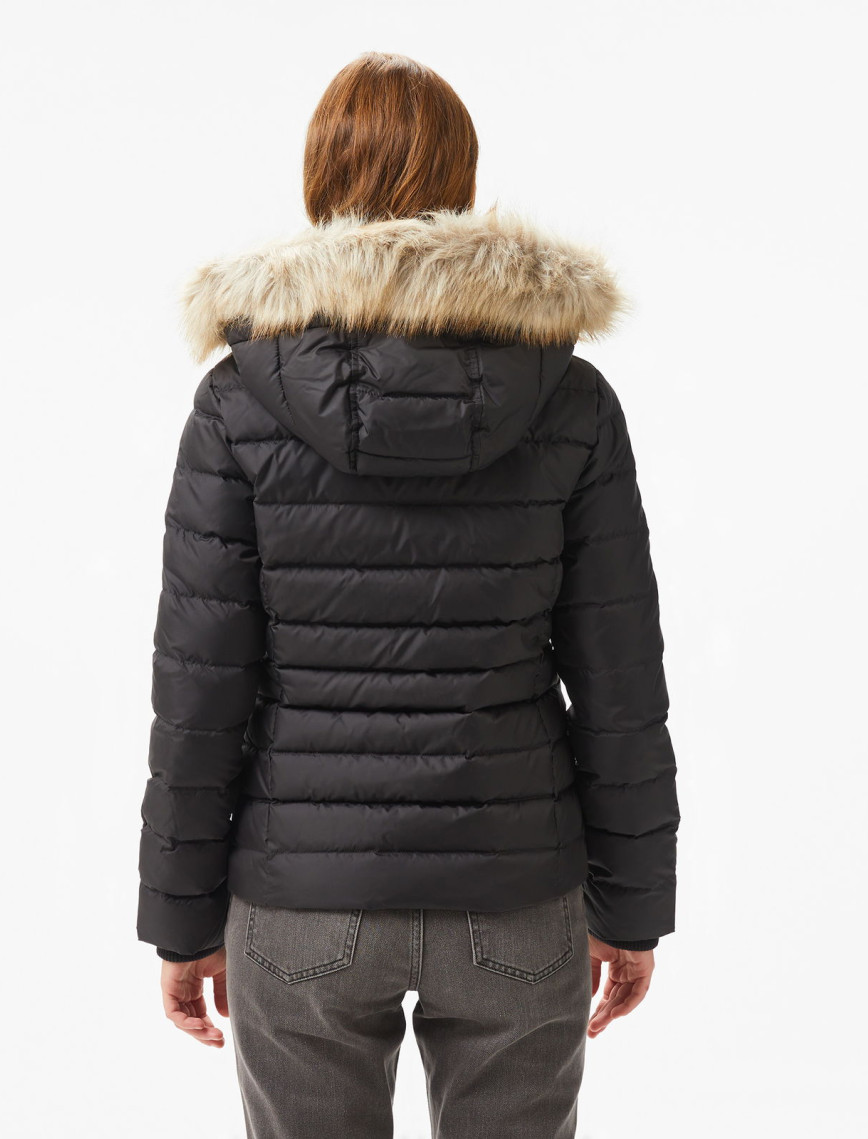 Tommy Hilfiger Jeans Basic Hooded Down Kadın Siyah Mont Tommy Hilfiger Jeans Basic Hooded Down Kadın Siyah Mont
