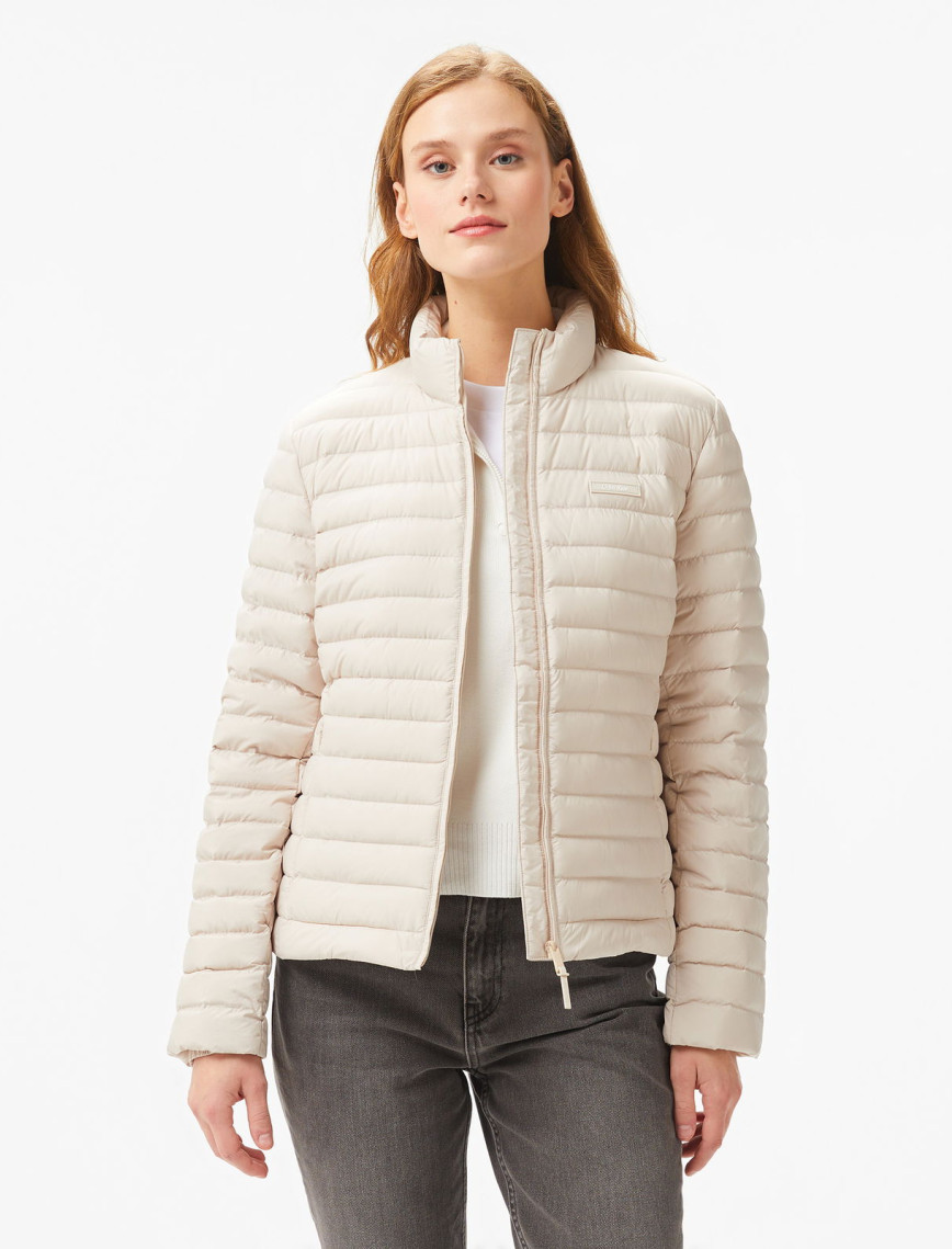 Calvin Klein Super Padded Packable Kadın Krem Ceket