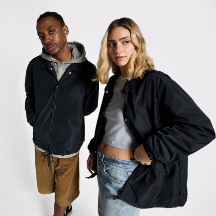 Converse Go-To Unisex Siyah Yağmurluk Converse Go-To Unisex Siyah Yağmurluk