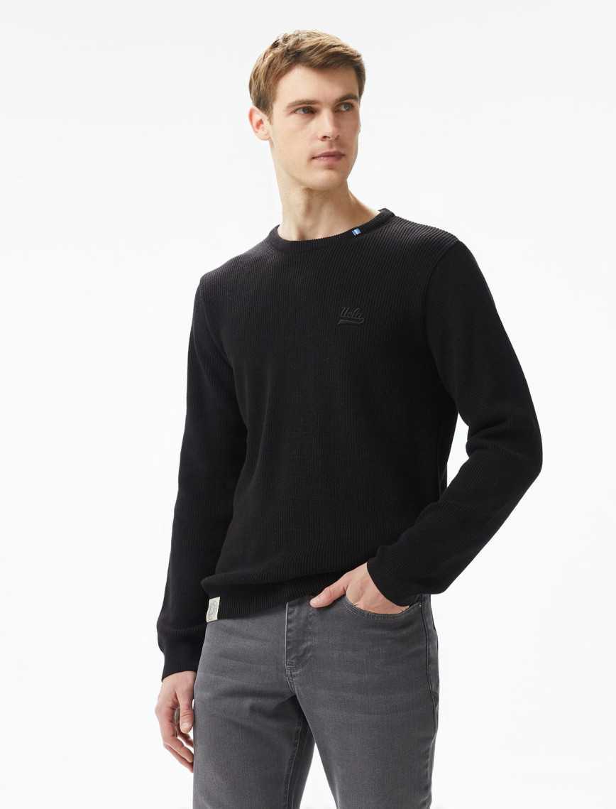 Ucla Emory Nakışlı Erkek Lacivert Bisiklet Yaka Triko Ucla Emory Nakışlı Erkek Lacivert Bisiklet Yaka Triko