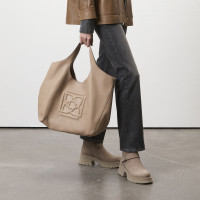 Kadın Bej Kemer Aksesuarlı Topuklu Deri Bot Kadın Bej Kemer Aksesuarlı Topuklu Deri Bot