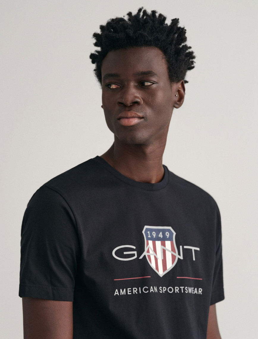 GANT Erkek Siyah Regular Fit Bisiklet Yaka Logolu T-Shirt GANT Erkek Siyah Regular Fit Bisiklet Yaka Logolu T-Shirt