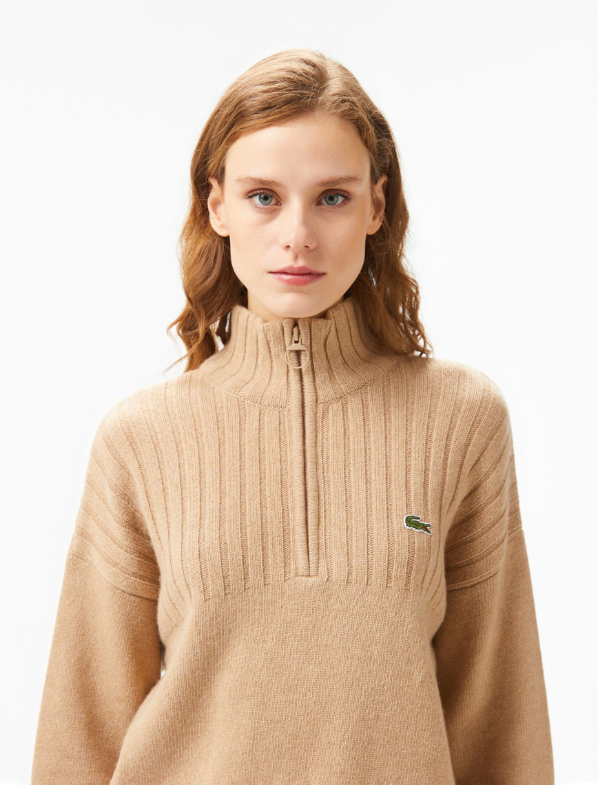 Lacoste Kadın Regular Fit Yarım Fermuarlı Renk Bloklu Bej Kazak Lacoste Kadın Regular Fit Yarım Fermuarlı Renk Bloklu Bej Kazak
