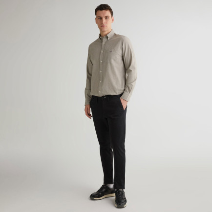 GANT Erkek Siyah Slim Fit Chino Pantolon GANT Erkek Siyah Slim Fit Chino Pantolon