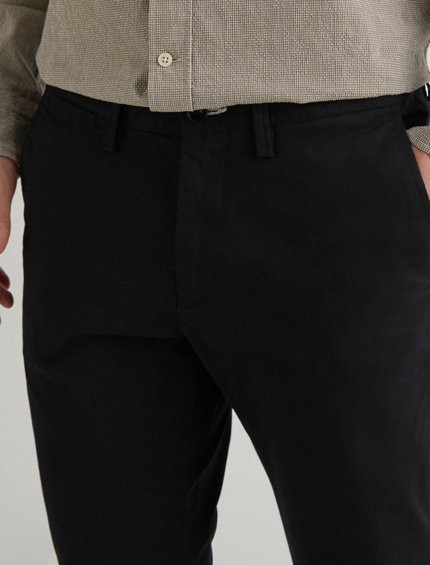 GANT Erkek Siyah Slim Fit Chino Pantolon GANT Erkek Siyah Slim Fit Chino Pantolon