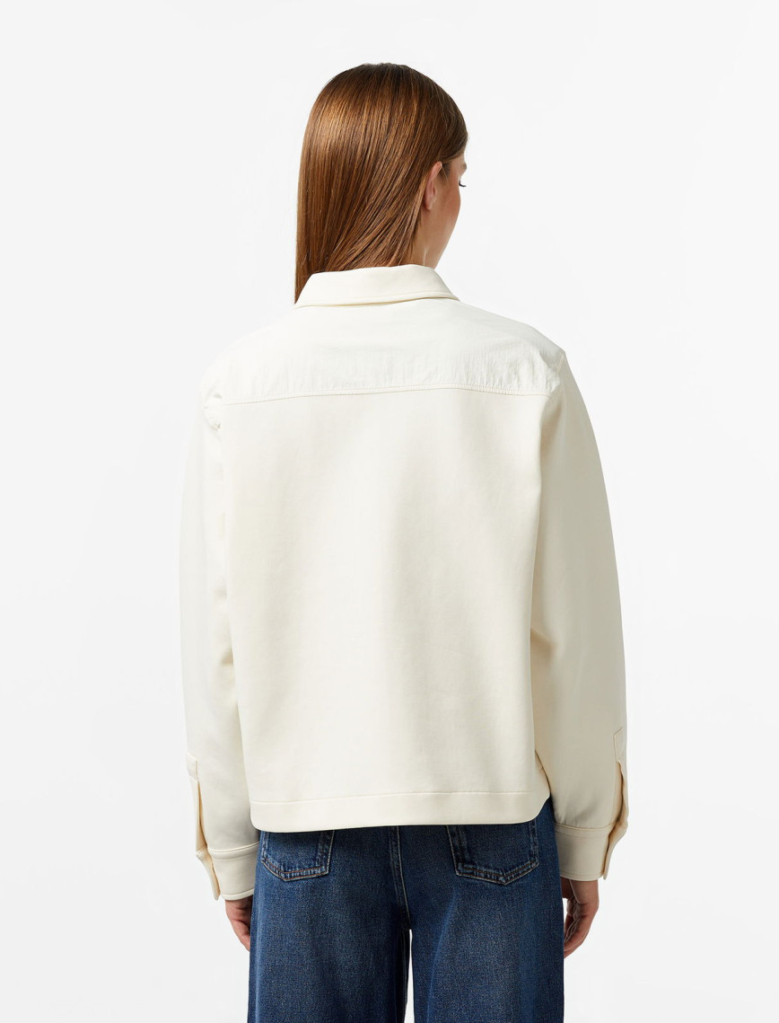 Lacoste Kadın Relaxed Fit Kapüşonlu Beyaz Ceket Lacoste Kadın Relaxed Fit Kapüşonlu Beyaz Ceket