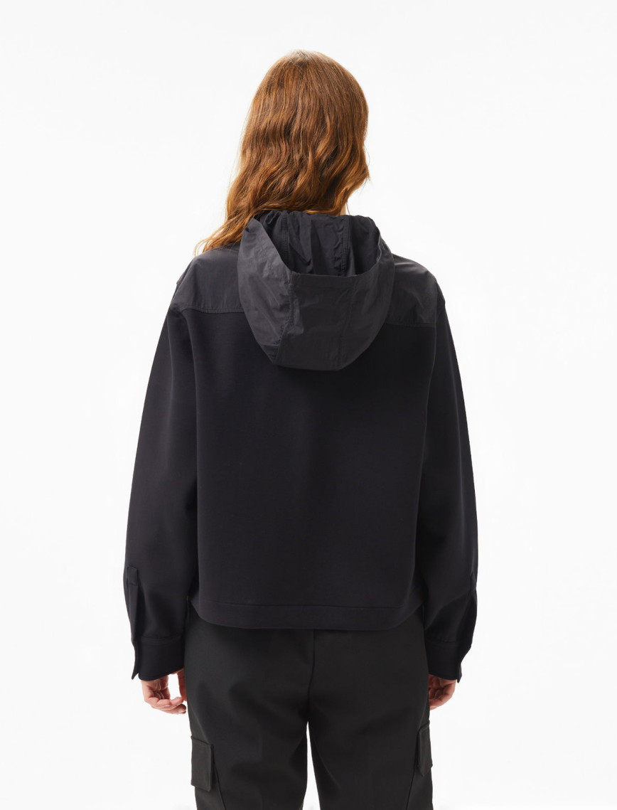 Lacoste Kadın Relaxed Fit Kapüşonlu Beyaz Ceket Lacoste Kadın Relaxed Fit Kapüşonlu Beyaz Ceket