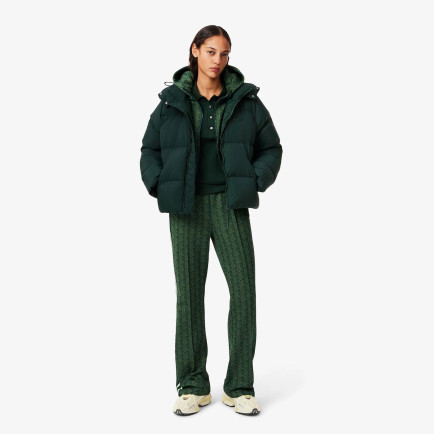 Lacoste Kadın Relaxed Fit Kapüşonlu Koyu Yeşil Şişme Mont Lacoste Kadın Relaxed Fit Kapüşonlu Koyu Yeşil Şişme Mont