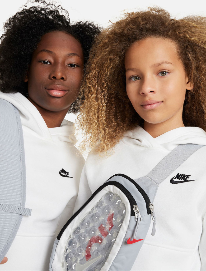 Nike Sportswear Club Fleece Çocuk Beyaz Kapüşonlu Sweatshirt Nike Sportswear Club Fleece Çocuk Beyaz Kapüşonlu Sweatshirt