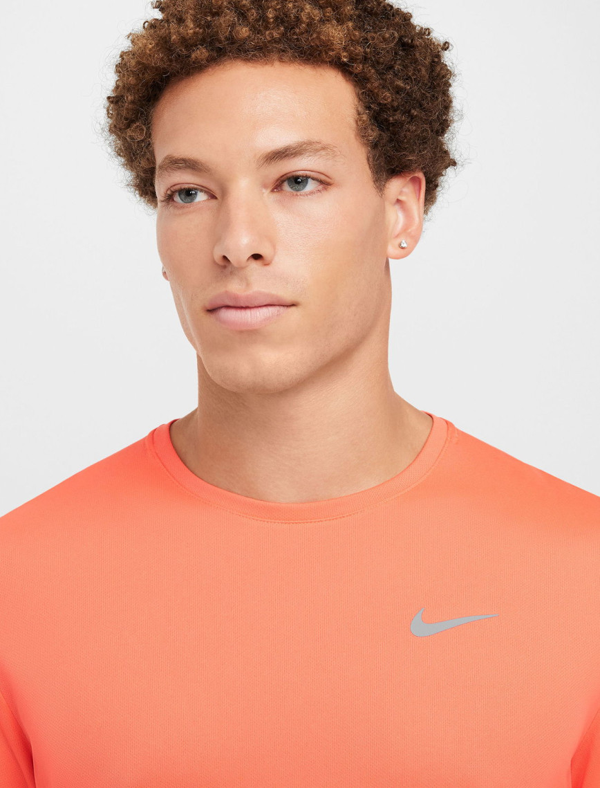 Nike Dri-Fit Miler Erkek Pembe T-Shirt Nike Dri-Fit Miler Erkek Pembe T-Shirt