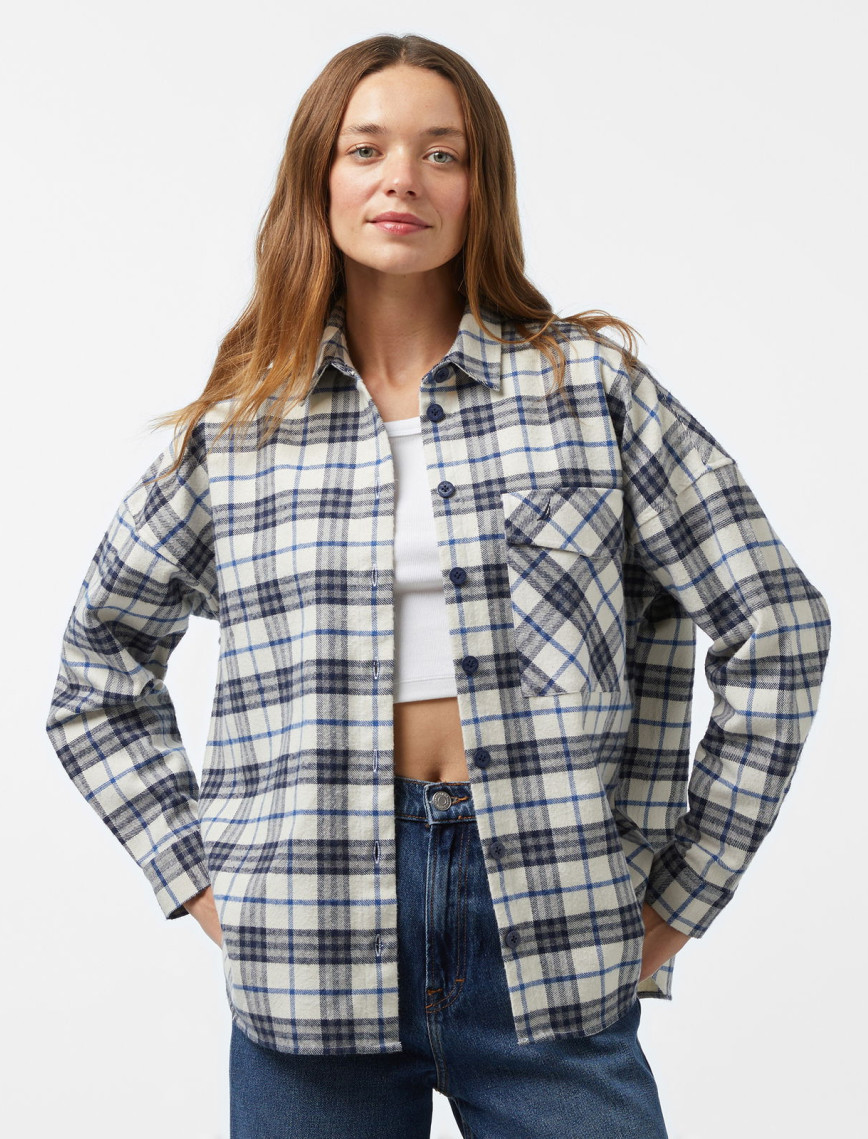 Nautica Kadın Beyaz Oversize Fit Gömlek Nautica Kadın Beyaz Oversize Fit Gömlek