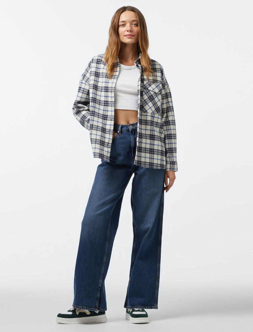 Nautica Kadın Beyaz Oversize Fit Gömlek Nautica Kadın Beyaz Oversize Fit Gömlek