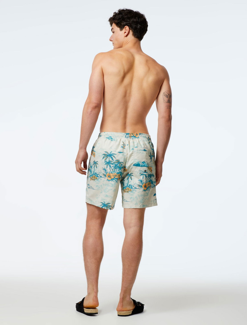 Quiksilver Longmanhill Erkek Beyaz Mayo Quiksilver Longmanhill Erkek Beyaz Mayo