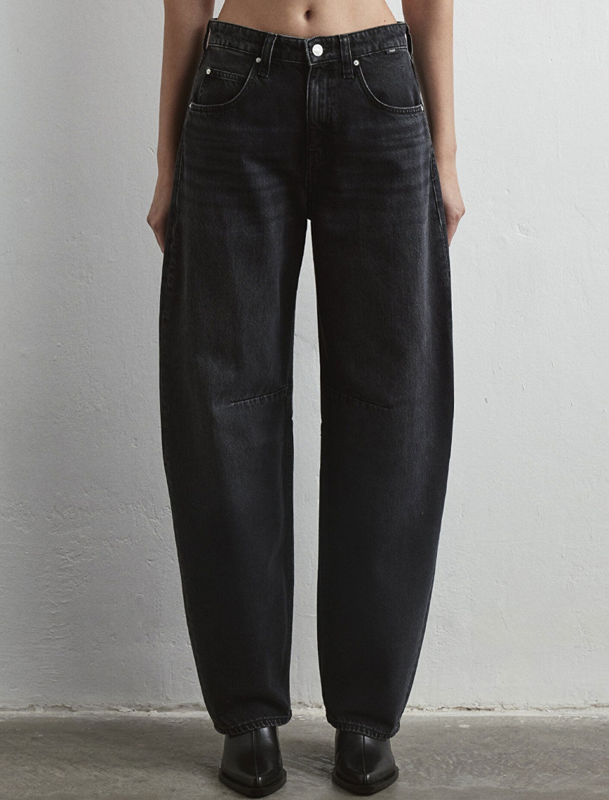 Mavi Lisa All Blue Antrasit Jean Pantolon 1010938-89254 Mavi Lisa All Blue Antrasit Jean Pantolon 1010938-89254