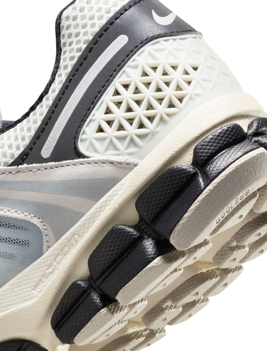 Nike Zoom Vomero 5 Premium Erkek Beyaz Spor Ayakkabı Nike Zoom Vomero 5 Premium Erkek Beyaz Spor Ayakkabı