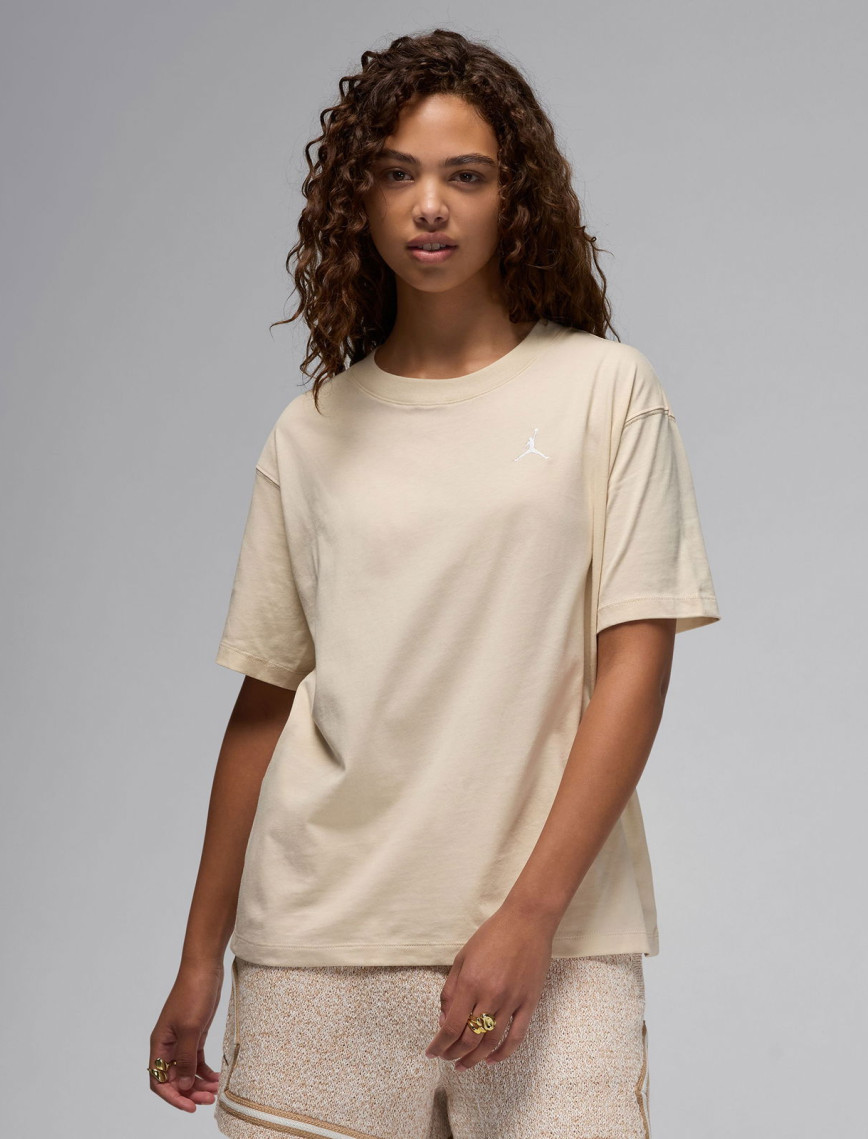 Jordan Essentials Kadın Beyaz T-Shirt Jordan Essentials Kadın Beyaz T-Shirt