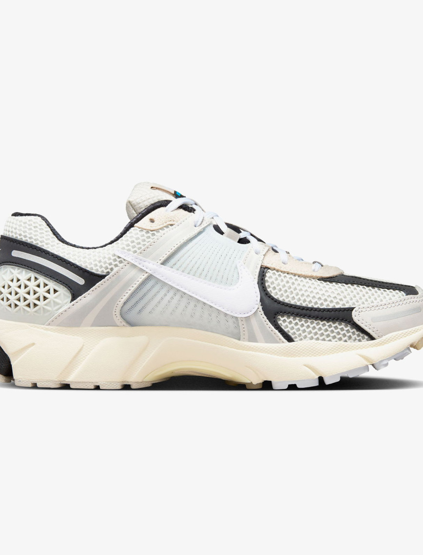 Nike Zoom Vomero 5 Premium Erkek Beyaz Spor Ayakkabı Nike Zoom Vomero 5 Premium Erkek Beyaz Spor Ayakkabı
