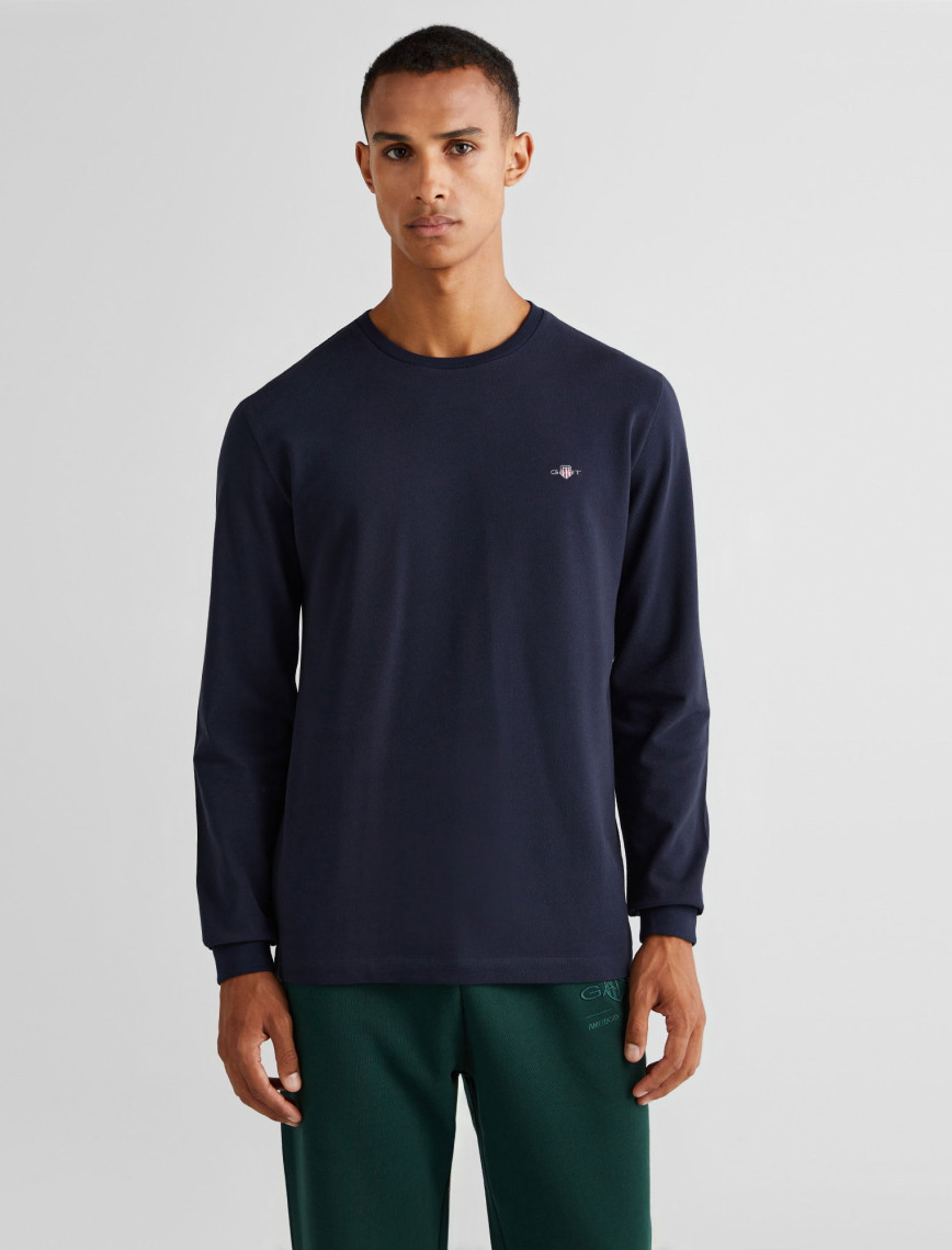 GANT Erkek Lacivert Slim Fit Bisiklet Yaka Uzun Kollu T-Shirt GANT Erkek Lacivert Slim Fit Bisiklet Yaka Uzun Kollu T-Shirt