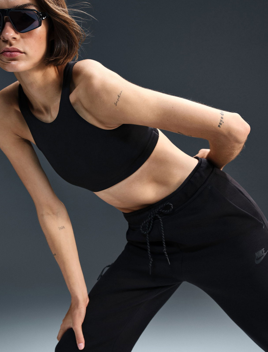 Nike Sportswear Tech Fleece Kadın Siyah Eşofman Altı Nike Sportswear Tech Fleece Kadın Siyah Eşofman Altı