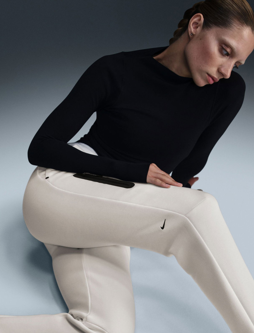 Nike Sportswear Tech Fleece Kadın Bej Eşofman Altı Nike Sportswear Tech Fleece Kadın Bej Eşofman Altı