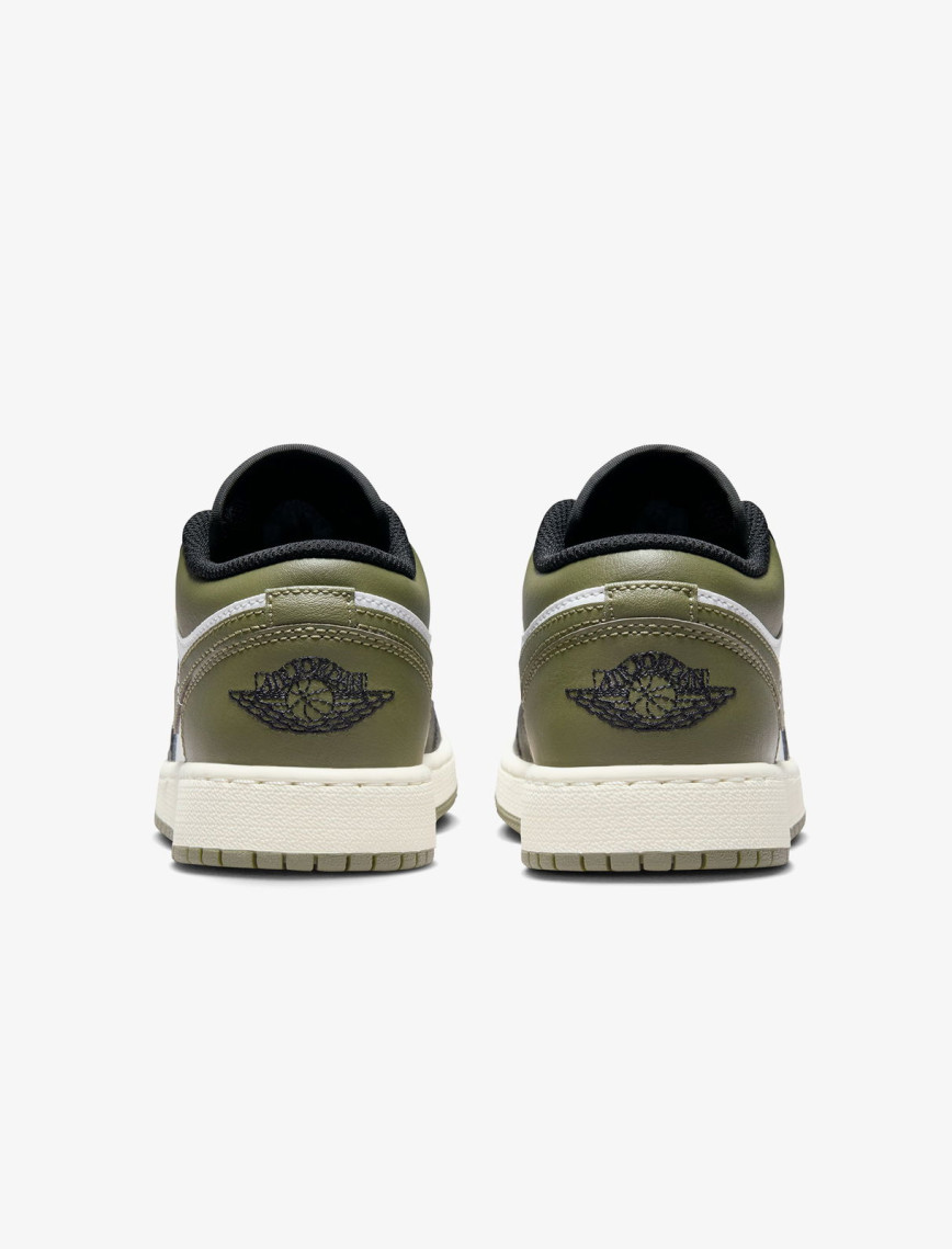 Jordan Air 1 Low Genç Siyah Spor Ayakkabı Jordan Air 1 Low Genç Siyah Spor Ayakkabı