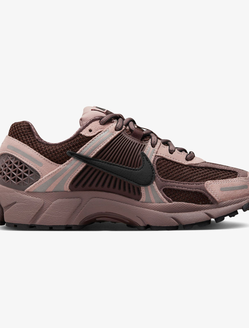 Nike Zoom Vomero 5 Kadın Kahverengi Spor Ayakkabı Nike Zoom Vomero 5 Kadın Kahverengi Spor Ayakkabı