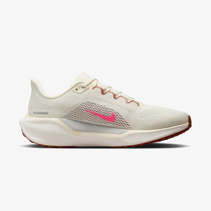 Nike Pegasus 41 Kadın Krem Spor Ayakkabı Nike Pegasus 41 Kadın Krem Spor Ayakkabı