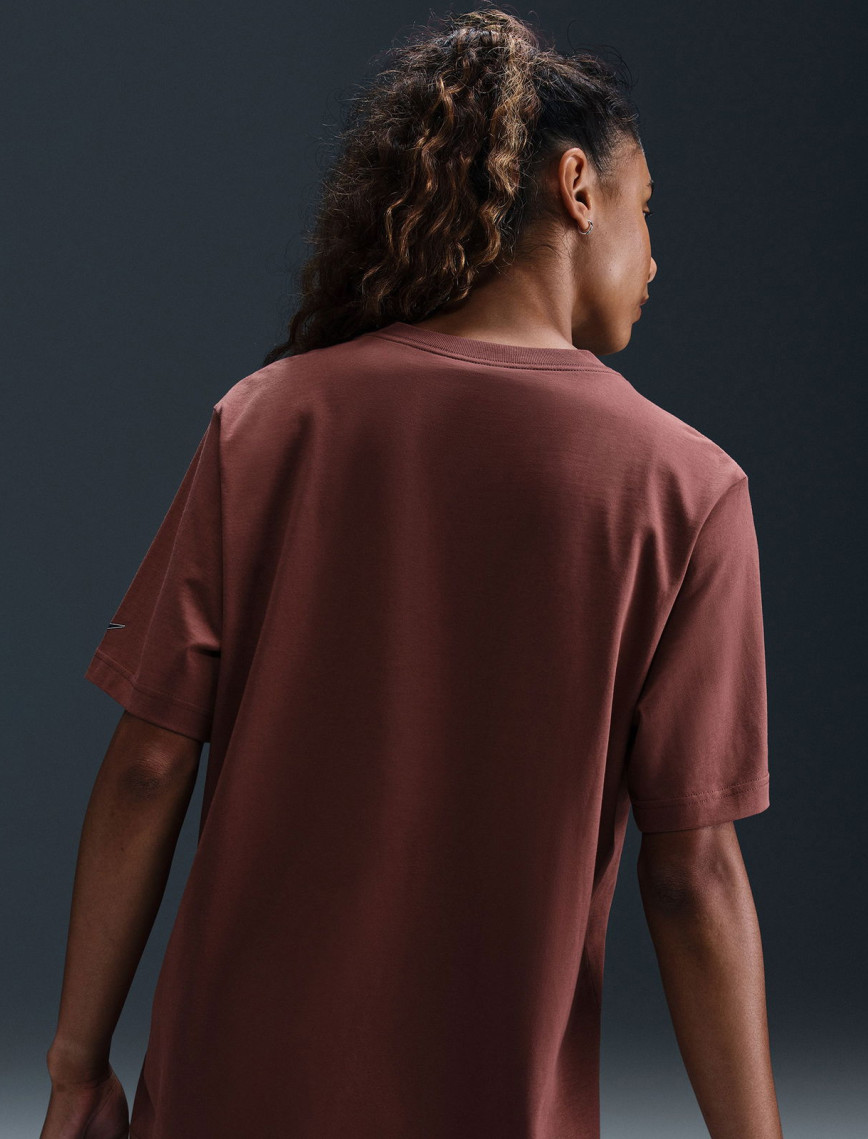 Nike Sportswear Kadın Kahverengi T-Shirt Nike Sportswear Kadın Kahverengi T-Shirt