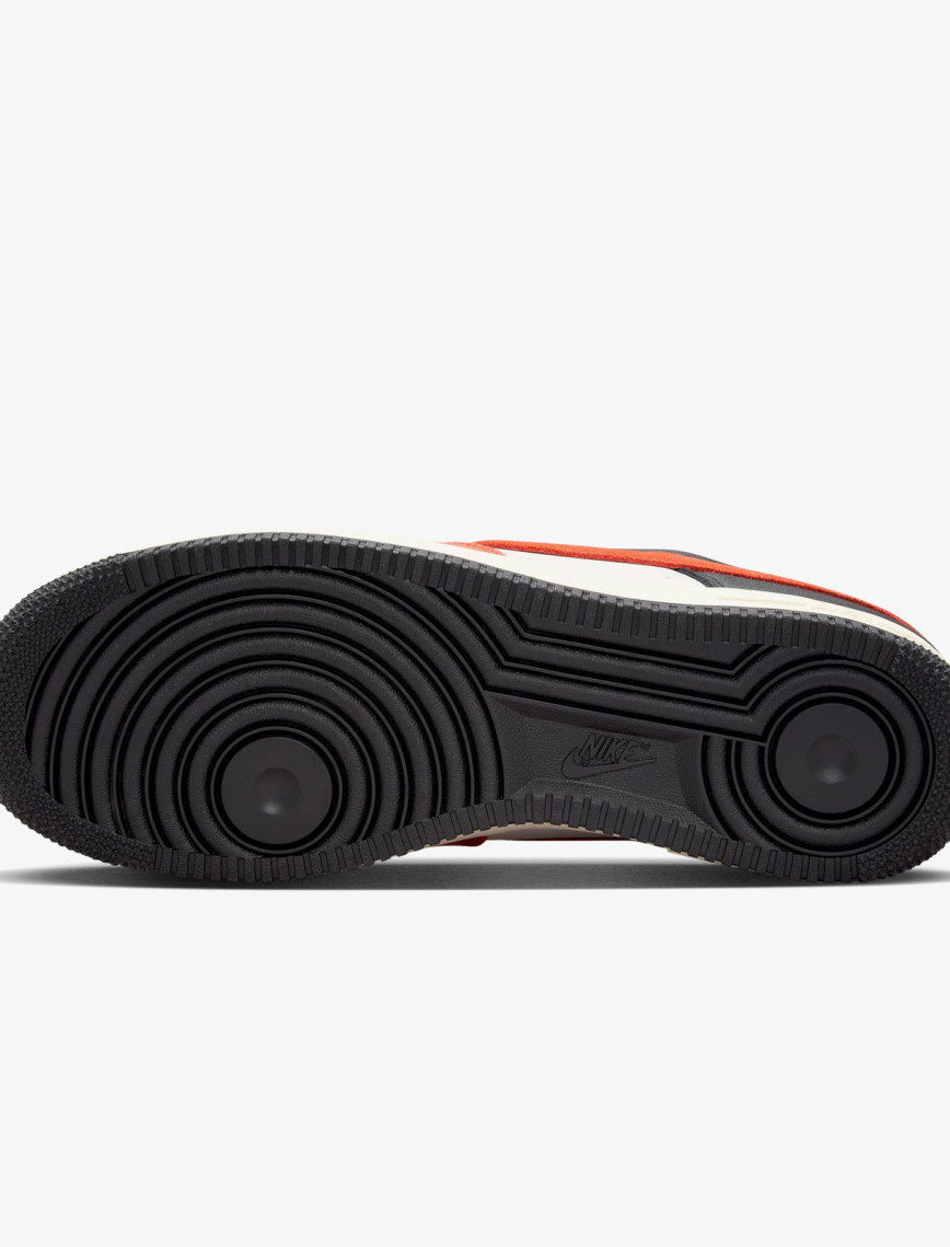 Nike Air Force 1 '07 LV8 Erkek Siyah Spor Ayakkabı Nike Air Force 1 '07 LV8 Erkek Siyah Spor Ayakkabı