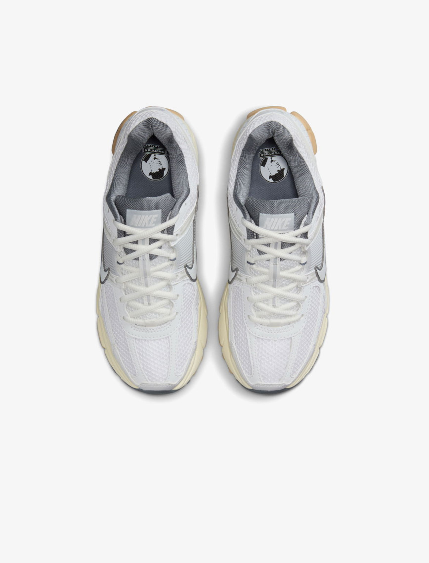 Nike Zoom Vomero 5 Kadın Beyaz Spor Ayakkabı Nike Zoom Vomero 5 Kadın Beyaz Spor Ayakkabı