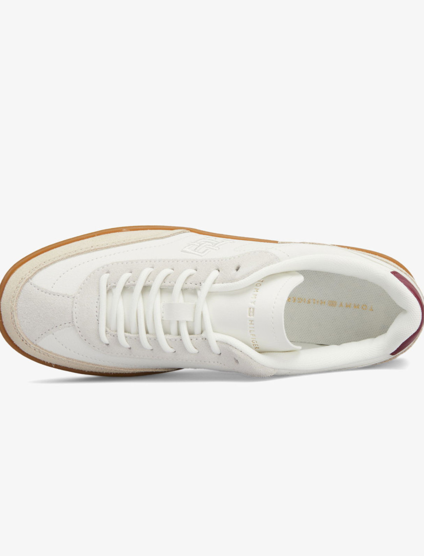 Tommy Hilfiger Heritage Court Kadın Bej Spor Ayakkabı Tommy Hilfiger Heritage Court Kadın Bej Spor Ayakkabı