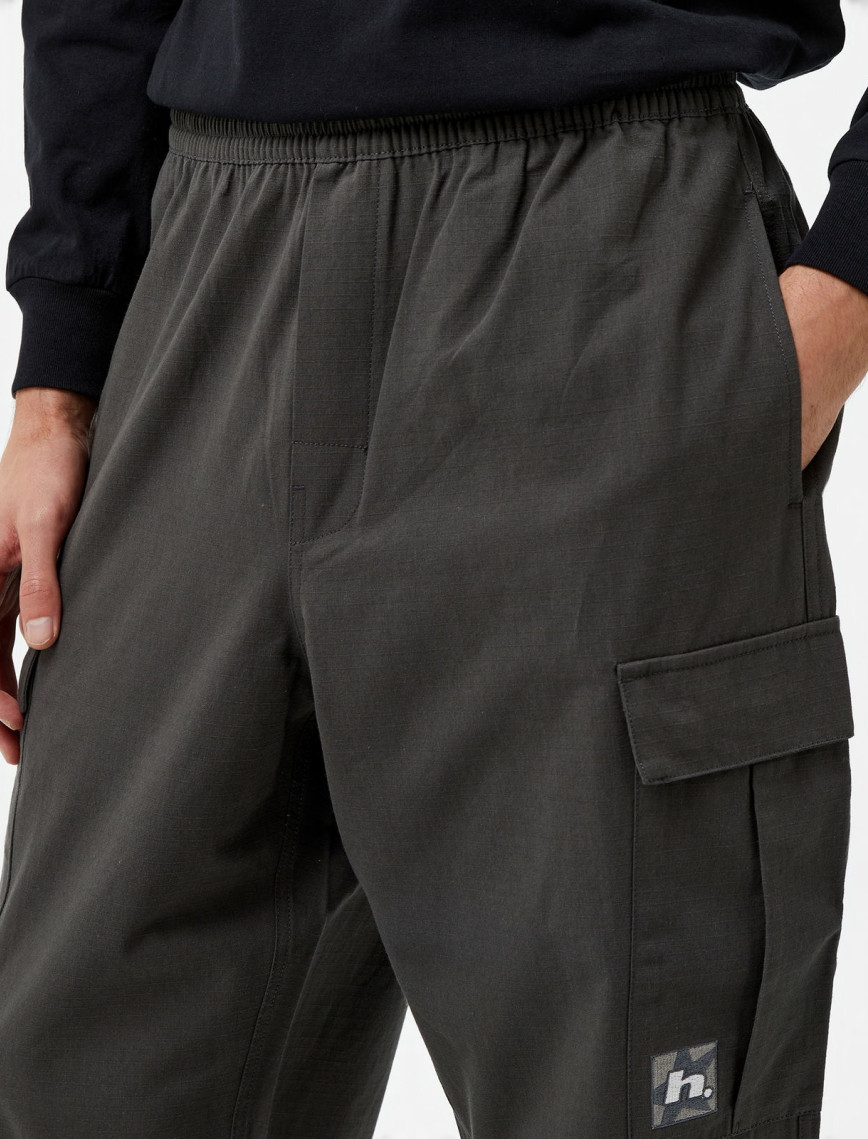 Huf Leisure Cargo Pant Erkek Siyah Pantolon Huf Leisure Cargo Pant Erkek Siyah Pantolon