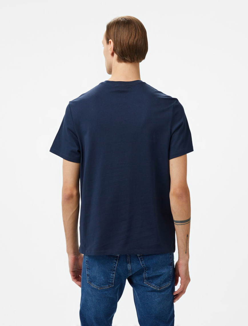 Calvin Klein Jeans Hero Monogram Erkek Lacivert T-Shirt Calvin Klein Jeans Hero Monogram Erkek Lacivert T-Shirt