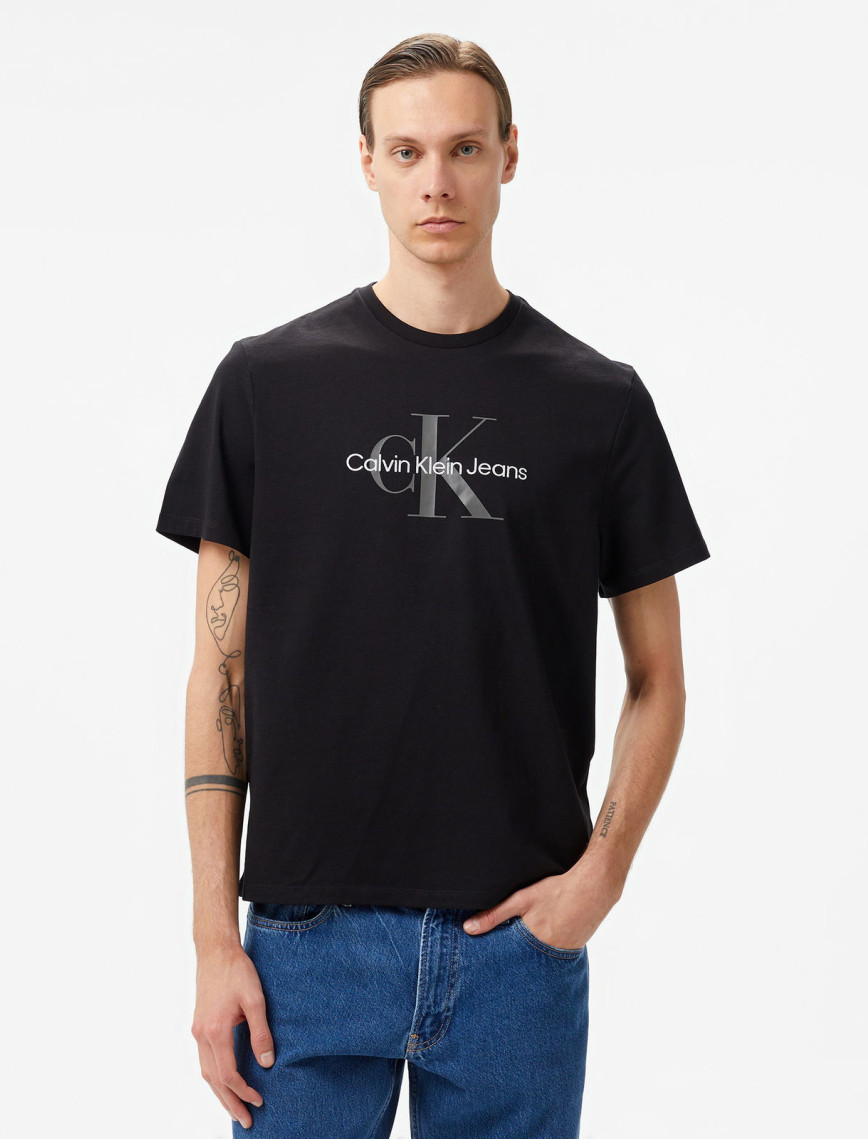 Calvin Klein Jeans Hero Monogram 20s Archıve Erkek Beyaz T-Shirt Calvin Klein Jeans Hero Monogram 20s Archıve Erkek Beyaz T-Shirt