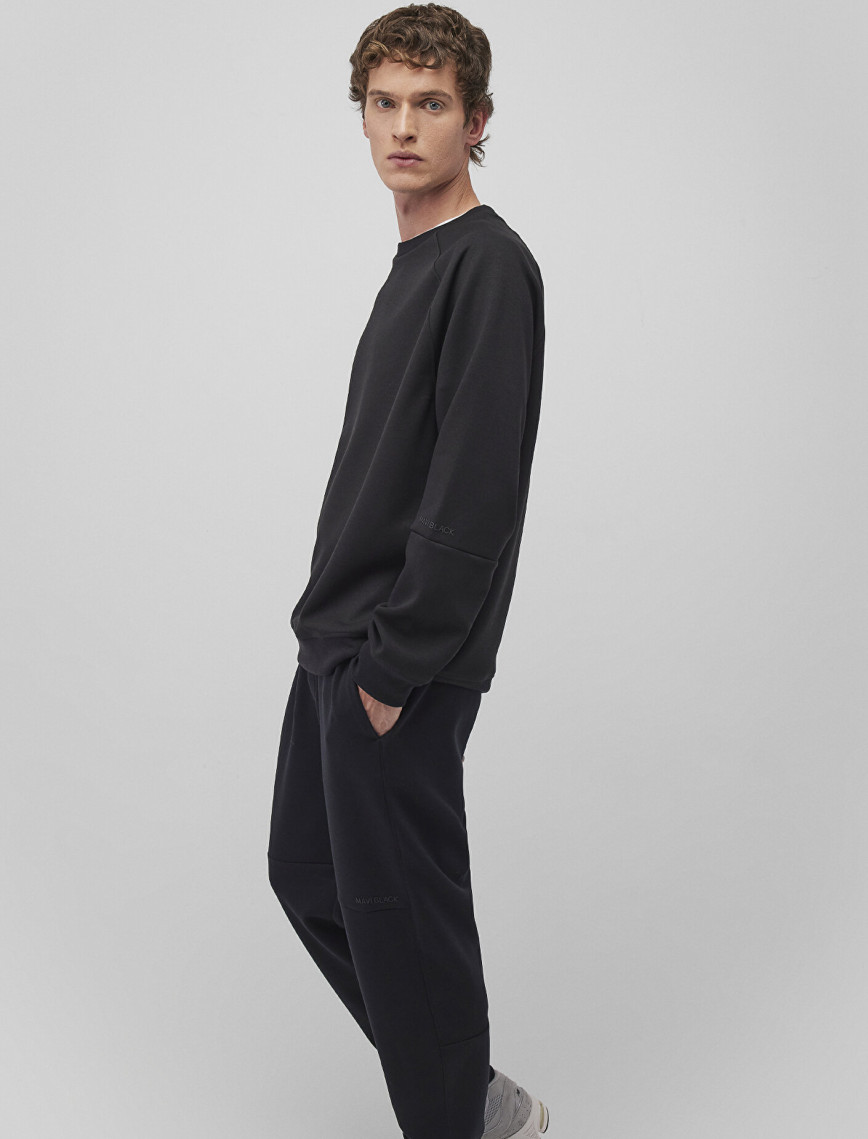 Mavi Bisiklet Yaka Siyah Basic Sweatshirt 0S10295-900 Mavi Bisiklet Yaka Siyah Basic Sweatshirt 0S10295-900