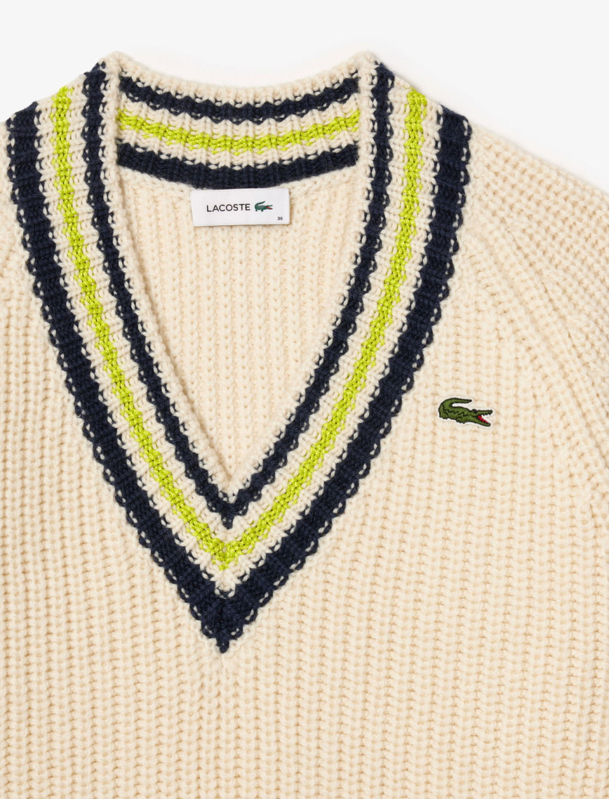 Lacoste Kadın Relaxed Fit V Yaka Yün Renk Bloklu Krem Kazak Lacoste Kadın Relaxed Fit V Yaka Yün Renk Bloklu Krem Kazak