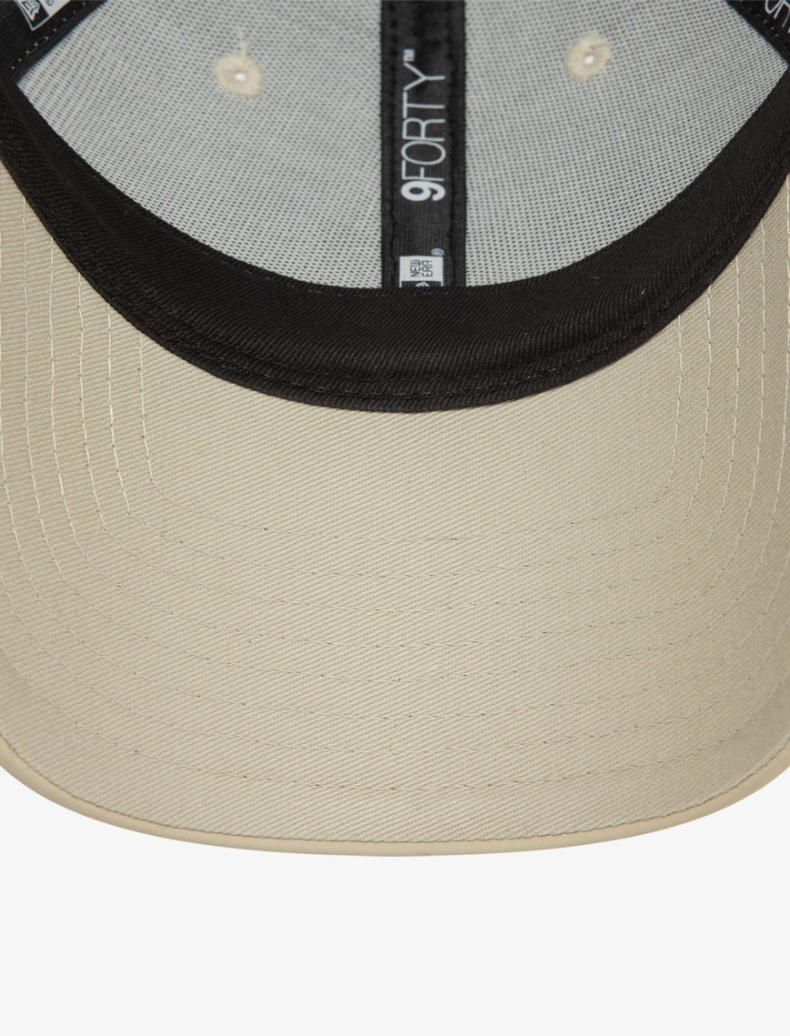 New Era Midi Pu 9Forty Neyyan Stnstn Kadın Bej Şapka New Era Midi Pu 9Forty Neyyan Stnstn Kadın Bej Şapka